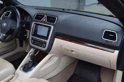 VW Eos Exclusive, Automatik, aus dem Bestand von Hölscher Automobile Nordkirchen-Capelle — Ansicht 15