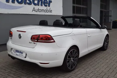 VW Eos Exclusive, Automatik, aus dem Bestand von Hölscher Automobile Nordkirchen-Capelle — Ansicht 2