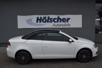 VW Eos Exclusive, Automatik, aus dem Bestand von Hölscher Automobile Nordkirchen-Capelle — Ansicht 6