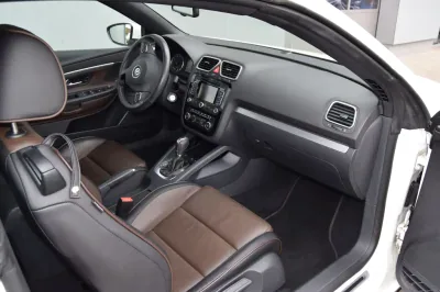 VW Eos Exclusive, Automatik, aus dem Bestand von Hölscher Automobile Nordkirchen-Capelle — Ansicht 15