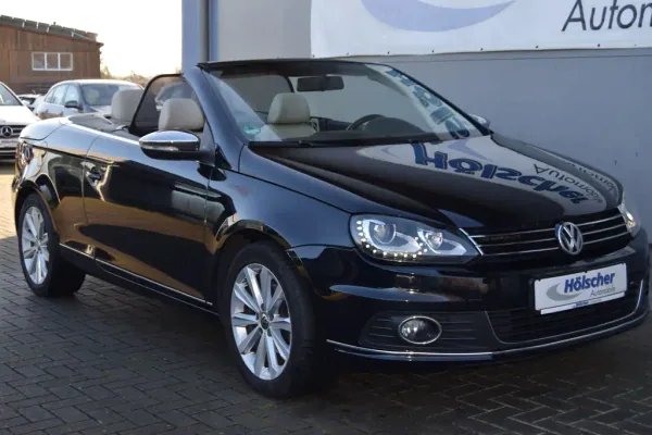 VW Eos Sport & Style, Schaltgetriebe, aus dem Bestand von Hölscher Automobile Nordkirchen-Capelle — Hauptansicht