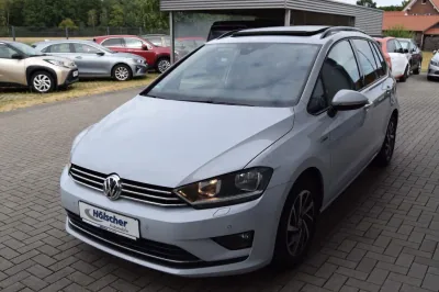 VW Golf Sportsv Sound, Schaltgetriebe, aus dem Bestand von Hölscher Automobile Nordkirchen-Capelle — Ansicht 3