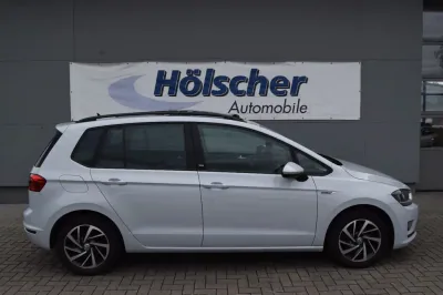 VW Golf Sportsv Sound, Schaltgetriebe, aus dem Bestand von Hölscher Automobile Nordkirchen-Capelle — Ansicht 5