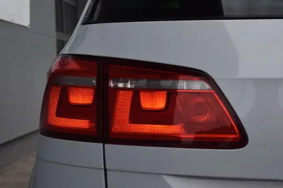 VW Golf Sportsv Sound, Schaltgetriebe, aus dem Bestand von Hölscher Automobile Nordkirchen-Capelle — Ansicht 7