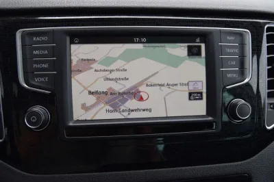 VW Golf Sportsv Sound, Schaltgetriebe, aus dem Bestand von Hölscher Automobile Nordkirchen-Capelle — Ansicht 13
