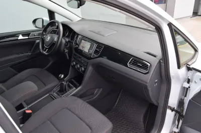 VW Golf Sportsv Sound, Schaltgetriebe, aus dem Bestand von Hölscher Automobile Nordkirchen-Capelle — Ansicht 16