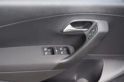VW Polo 1.0 44kW Comfortline BMT, Schaltgetriebe, aus dem Bestand von Hölscher Automobile Nordkirchen-Capelle — Ansicht 7