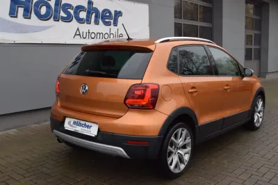 VW Polo CrossPolo, Automatik, aus dem Bestand von Hölscher Automobile Nordkirchen-Capelle — Ansicht 2