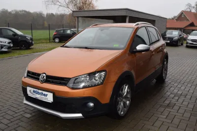 VW Polo CrossPolo, Automatik, aus dem Bestand von Hölscher Automobile Nordkirchen-Capelle — Ansicht 3