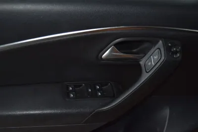 VW Polo CrossPolo, Automatik, aus dem Bestand von Hölscher Automobile Nordkirchen-Capelle — Ansicht 9