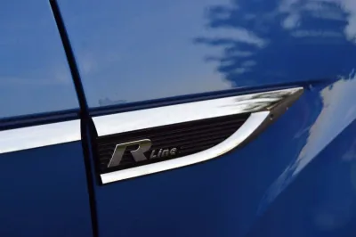 VW T-Roc Cab R-Line, Automatik, aus dem Bestand von Hölscher Automobile Nordkirchen-Capelle — Ansicht 8