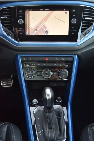 VW T-Roc Cab R-Line, Automatik, aus dem Bestand von Hölscher Automobile Nordkirchen-Capelle — Ansicht 13