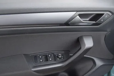 VW T-Roc Cabriolet Style, Automatik, aus dem Bestand von Hölscher Automobile Nordkirchen-Capelle — Ansicht 9