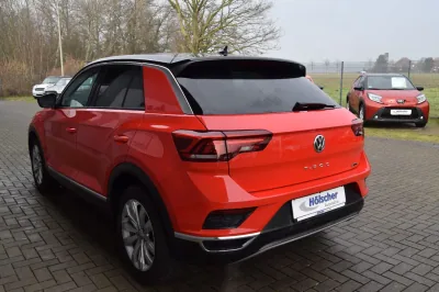 VW T-Roc Sport 4Motion, Automatik, aus dem Bestand von Hölscher Automobile Nordkirchen-Capelle — Ansicht 4