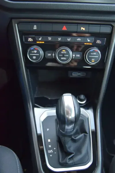 VW T-Roc Style, Automatik, aus dem Bestand von Hölscher Automobile Nordkirchen-Capelle — Ansicht 11