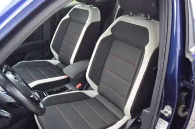 VW T-Roc, Automatik, aus dem Bestand von Hölscher Automobile Nordkirchen-Capelle — Ansicht 9