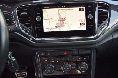 VW T-Roc, Automatik, aus dem Bestand von Hölscher Automobile Nordkirchen-Capelle — Ansicht 11