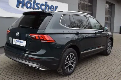 VW Tiguan Allspace 4Motion 7Sitzer, Automatik, aus dem Bestand von Hölscher Automobile Nordkirchen-Capelle — Ansicht 2
